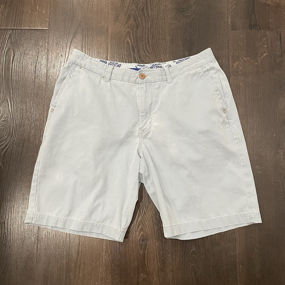 Tommy Bahama Men's Casual Blue Flat Front Chino Shorts Cotton Blend Logo Sz 36